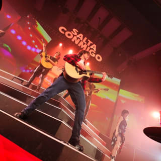 SALTA CONMIGO: Un show musical único por 40 años de la mejor música española 4