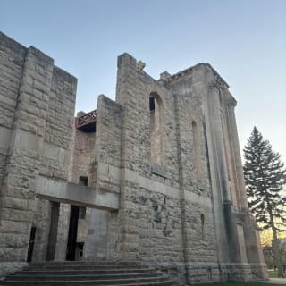 Winnipeg Murder Mystery: Solve the case in The Forks! 2