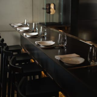 Omakase-Erlebnis mit Weinbegleitung bei Os-kuro 3