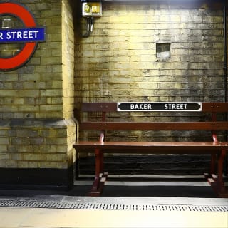 Segreti della metropolitana di Londra - Tour a piedi di piccolo gruppo 1