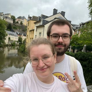 Juego romántico de exploración al aire libre en Luxemburgo 2