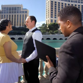 Las Vegas Wedding Photo Tour up to 14 guest 3