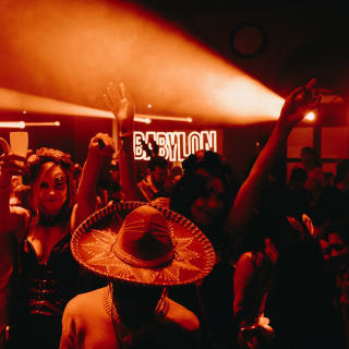 BABYLON HALLOWEEN - MARTEN LOU 1