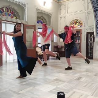 Bollywood Dance Class - Groove and shake on Hindi Movie hits ! 10
