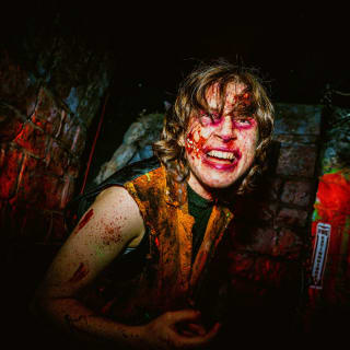 Blood Manor 7