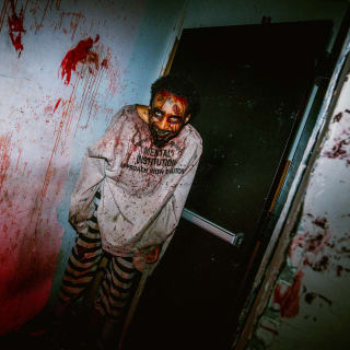 Blood Manor 6