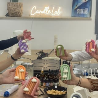 CandleLab: Taller de velas con bebida y picoteo 8