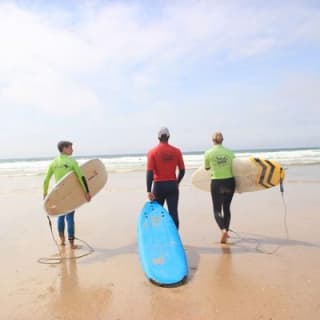 Full-Day (2 x 2 hr lessons) Surf Experience Newquay: All levels 2