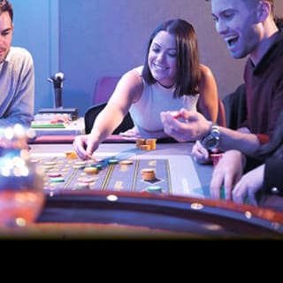 Casino Barcelona: Entrada General + Cóctel Casino + Regalitis 2