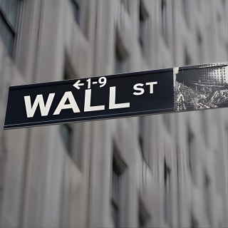 Manhattan Small Group Tour: Eine Attraktion, die die Themengebiete Wall Street und 911 Memorial abdeckt 6