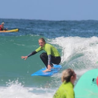 Full-Day (2 x 2 hr lessons) Surf Experience Newquay: All levels 8