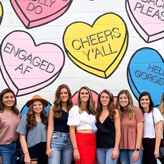 Murals & Mimosas Sightseeing Tour in Nashville 1
