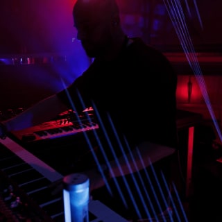 Only YOU Hotels presents: NIN3S Intimate 5