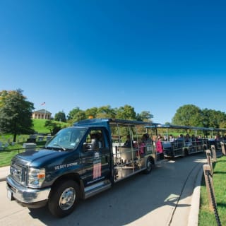 Arlington National Cemetery: Hop-on Hop-off Trolley 2