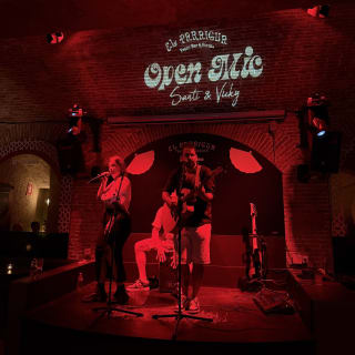 Jueves de Música en Vivo + Open Mic 3