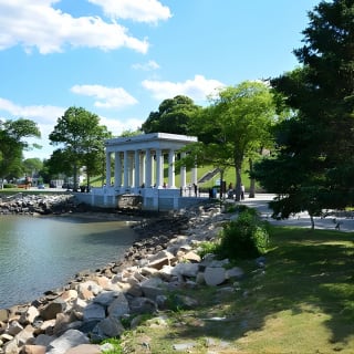 Plymouth Pilgrims Self-Guided Walking Audio Tour 2