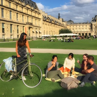 Premium Bike Tour : Sights, Picnic & Local Secrets (small group) 7