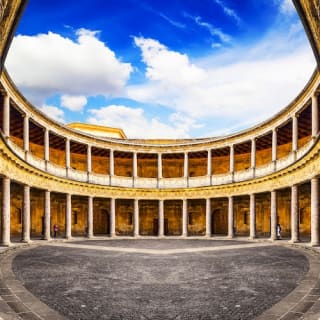 Granada: Visita guiada a la Alhambra con Palacios y Jardines Nazaríes 3