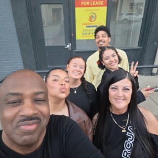 Louisville Murder Mystery: Solve the case in Downtown! 4