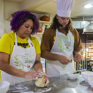 Churros tradicionales peruanos en Lima 8