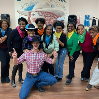 Line Dance Lesson in Nashville 1