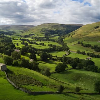 Full-Day Yorkshire Dales Tour from York 3