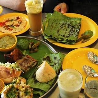 Mumbai Local - Best Seller from Mumbai Magic 10