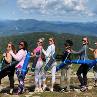 Mountaintop Yoga & Meditation Hike in Asheville 1