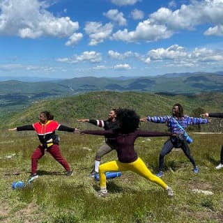 Mountaintop Yoga & Meditation Hike in Asheville 2