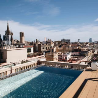 Morning Yoga Flow 60 min & Desayuno Buffet 5 Estrelles 3