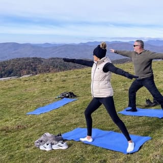 Mountaintop Yoga & Meditation Hike in Asheville 15