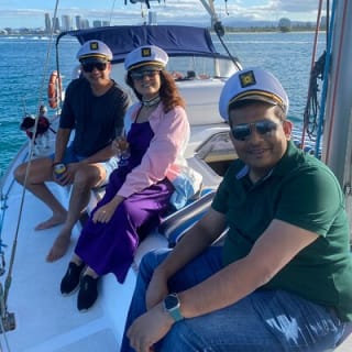 Midday Broadwater Sailing Cruise includes snacks & drinks 2