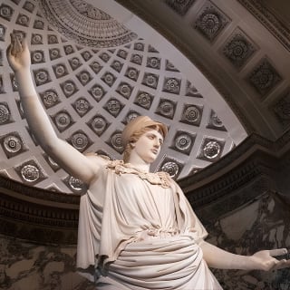 Visita del Louvre de París en grupo reducido con entradas anticipadas 4