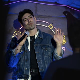 Micro Plié Comedy Club 8