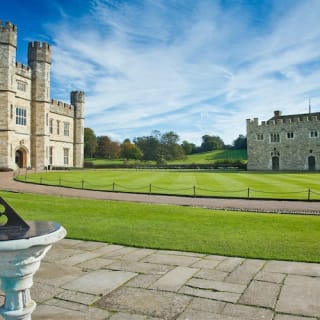 Leeds Castle, Canterbury Cathedral & Dover Tour 6