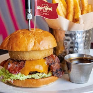 Hard Rock Cafe Honolulu 6