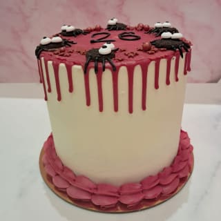 Cake in different sizes for Halloween 3