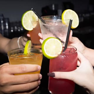 Bottomless Brunch with Mimosas, Bellinis & More at The Dime 2