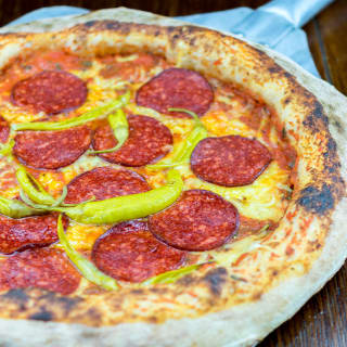 Menu pizza o hamburger vegani in Pizzi & Dixie 3