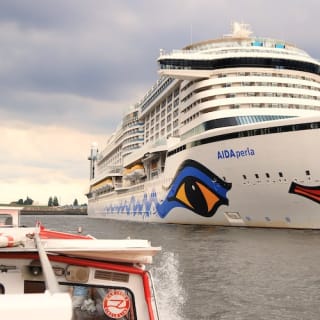 Hop-on Hop-off, giro del porto a Amburgo 8