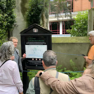 Roman Ruins to Blitz Bombings: A Walking Tour of London's Fiery History 8