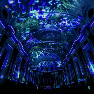 PROJEKTIL presenta FLOW – un'esperienza immersiva lungo il Moldava di Smetana 4