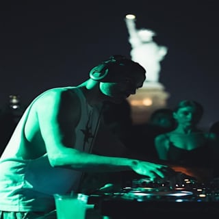 Electronica NYC Yacht Party: DRITTO 5