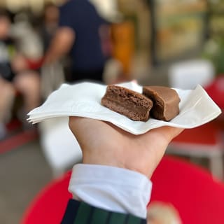 סיור טעימות אוכל רחוב ייחודי בתל אביב 10