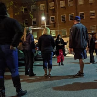 Bad Kitty Haunted Savannah Pub Crawl - Spooky, naughty ghosts 7