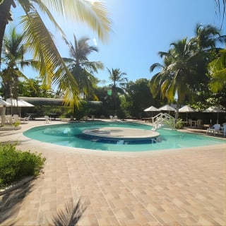 Relajante playa privada de Cartagena 5