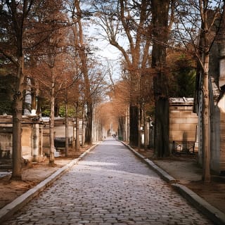 Visite guidée à pied du cimetière du Père Lachaise - Semi-privée 8ppl Max 5