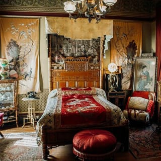 Painted Ladies Mansion Tour with Exclusive Access to a Private Victorian Home 5