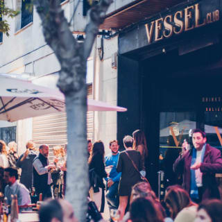 Vessel: disfruta del tardeo y la noche con botella 5