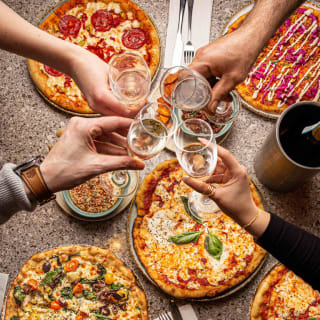 Bottomless Pizza Brunch - Canary Wharf 2